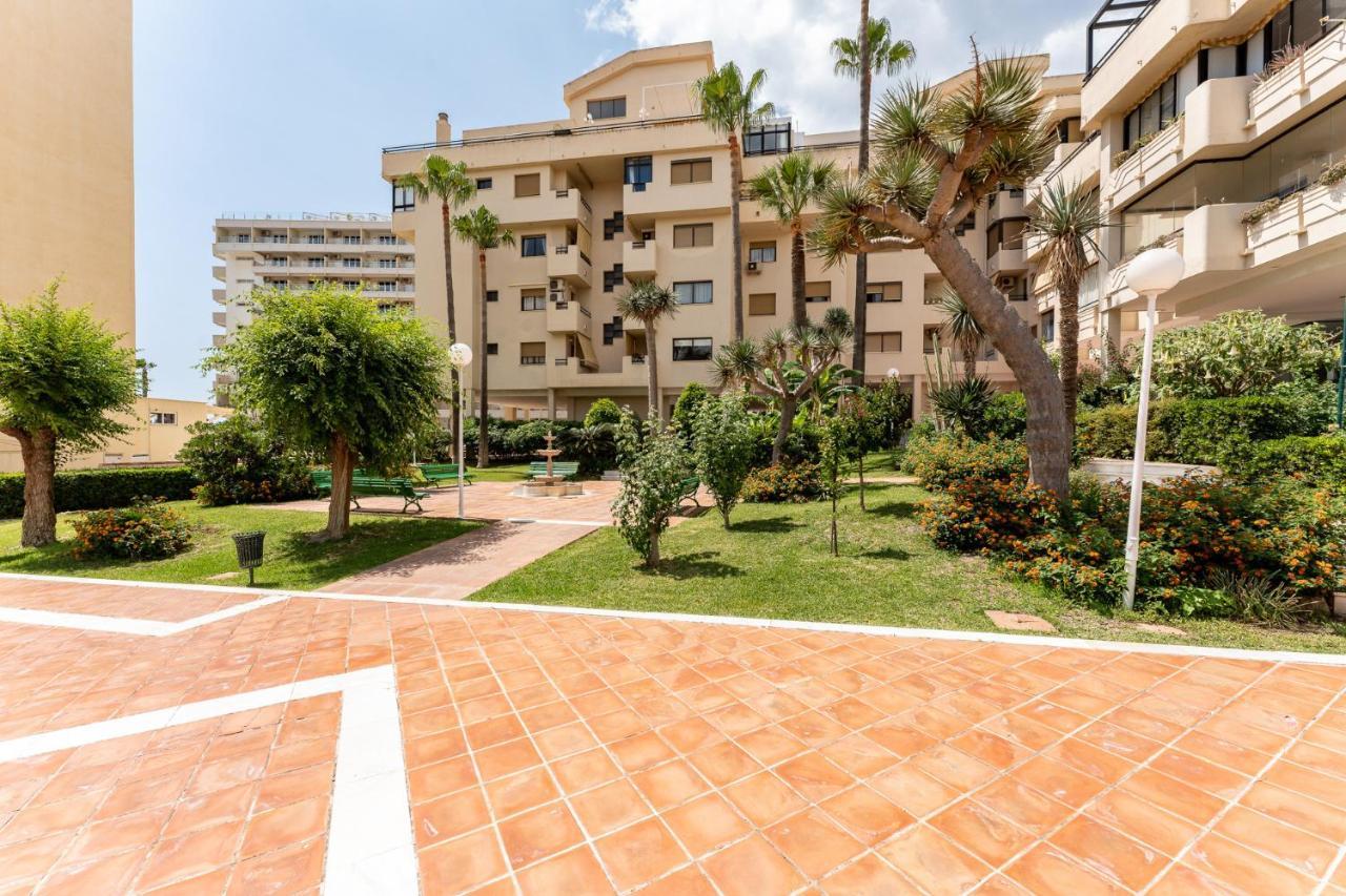 Malagasuite Torremolinos Seaside Penthouse Exterior photo